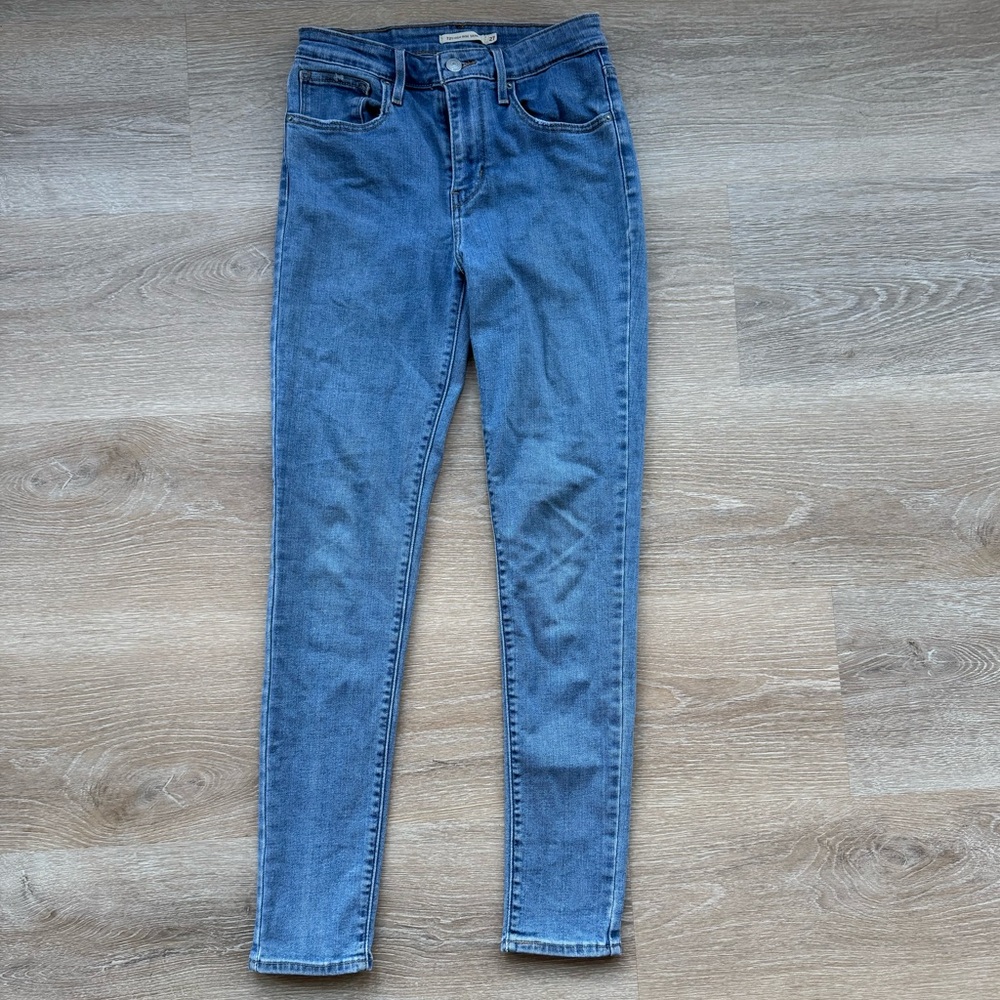 Levi’s 721 High Rise Skinny Jeans